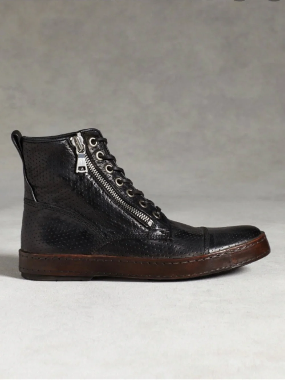 John Varvatos Artisanal Sneaker Size 8.5